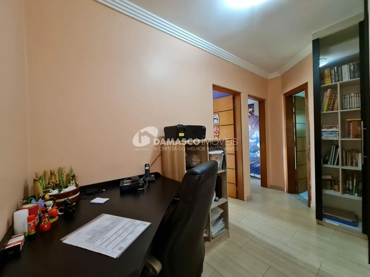 Sobrado à venda 4 Quartos, 1 Suite, 2 Vagas, 220M², Campestre, Santo André - SP
