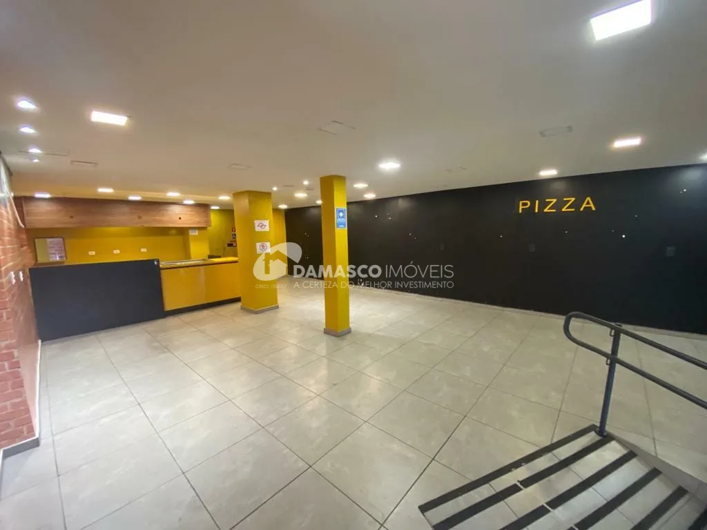 Sobrado comercial com moradia / local ótimo na Av. Presidente Kennedy - SCSul