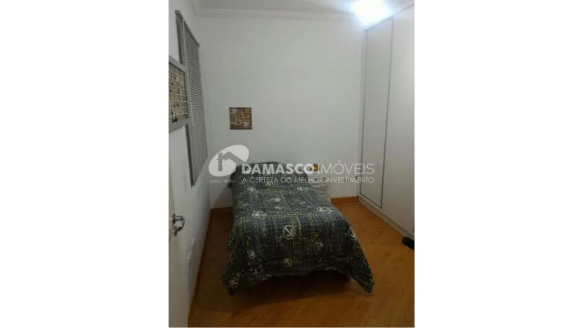 Sobrado à venda 3 Quartos, 1 Suite, 5 Vagas, 226M², Santa Maria, Santo André - SP