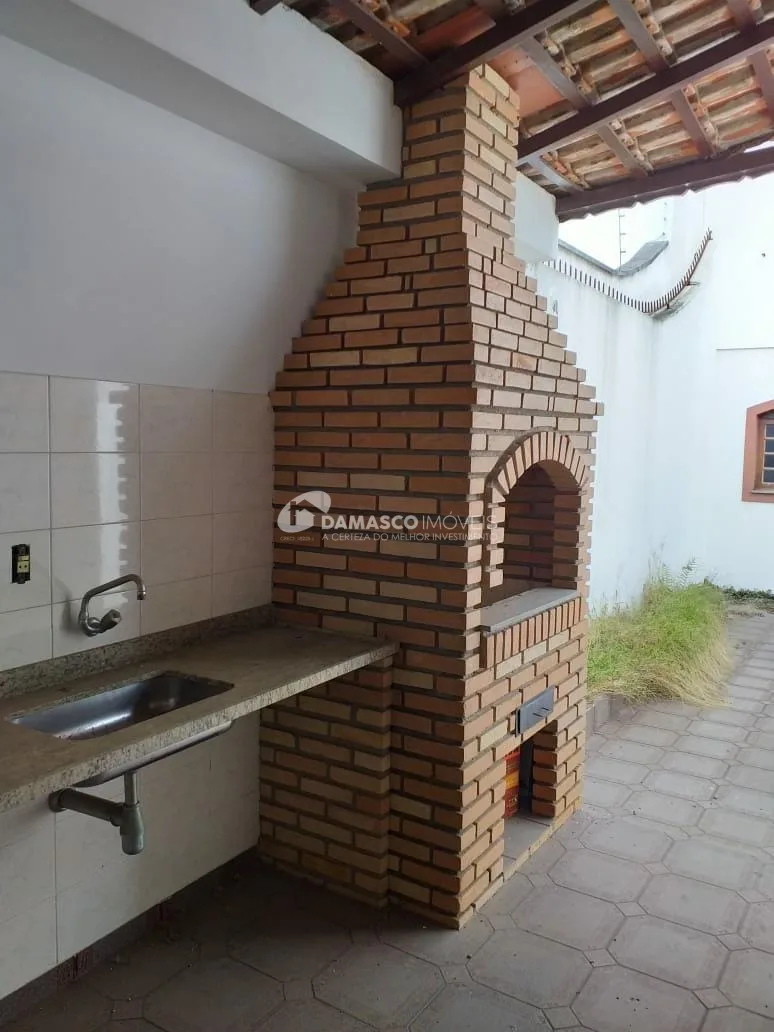 Sobrado à venda 3 Quartos, 1 Suite, 4 Vagas, 250M², Olímpico, São Caetano do Sul - SP