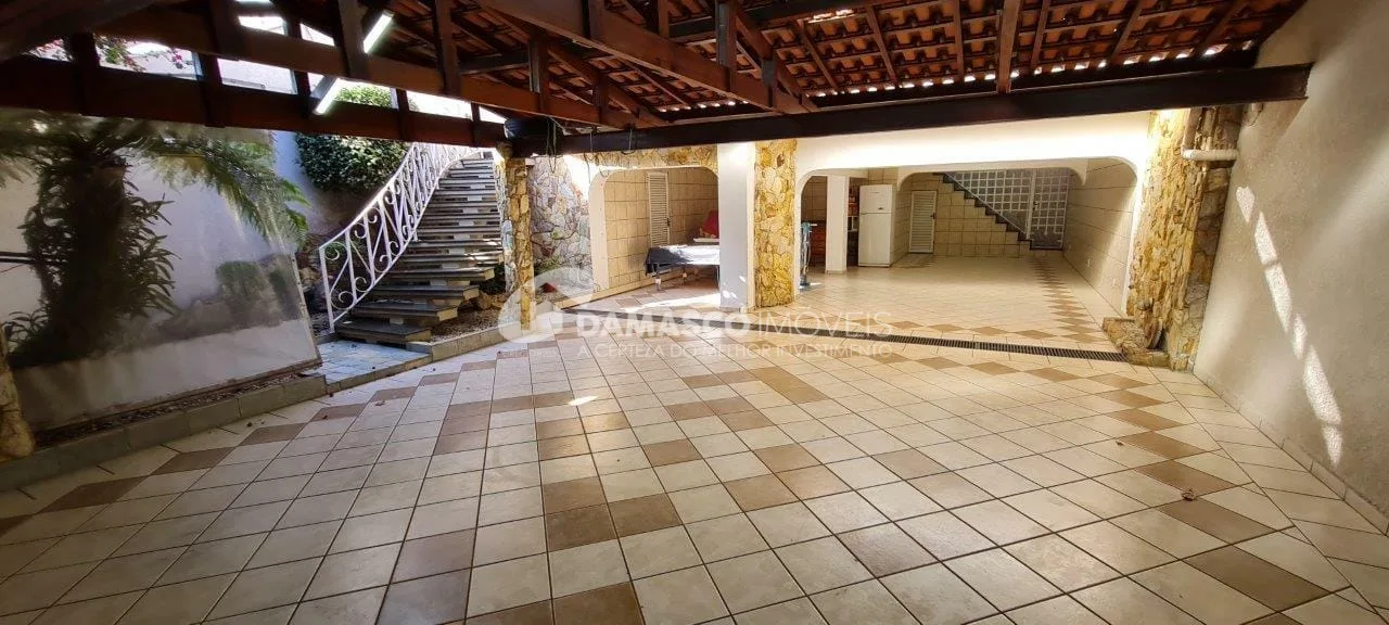 Casa para locação 3 Quartos, 3 Suítes, 6 Vagas, 326 m², Campestre, Santo André - SP