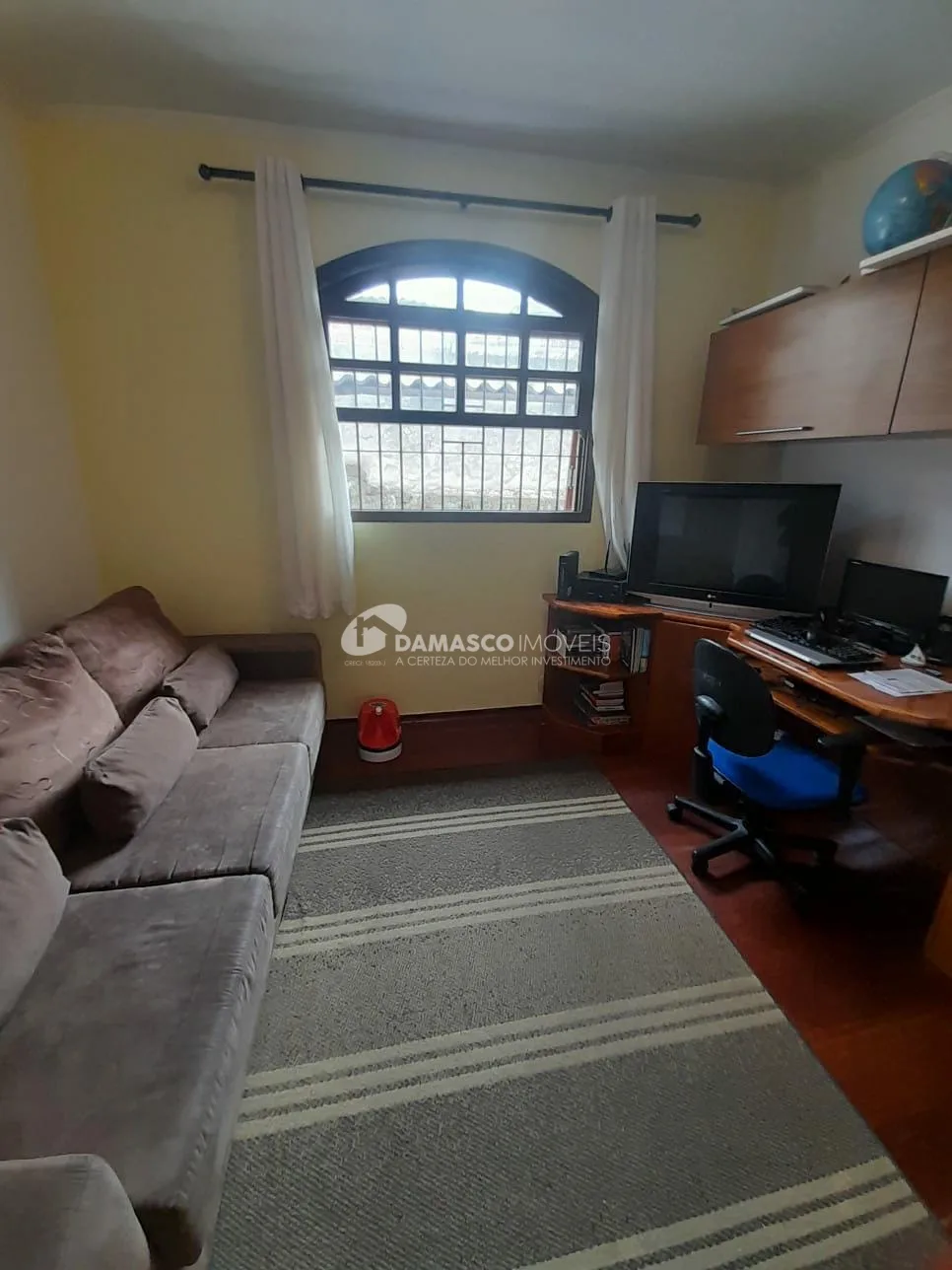 Sobrado à venda 4 Quartos, 2 Suites, 3 Vagas, 210M², Parque Tomas Saraiva, São Paulo - SP