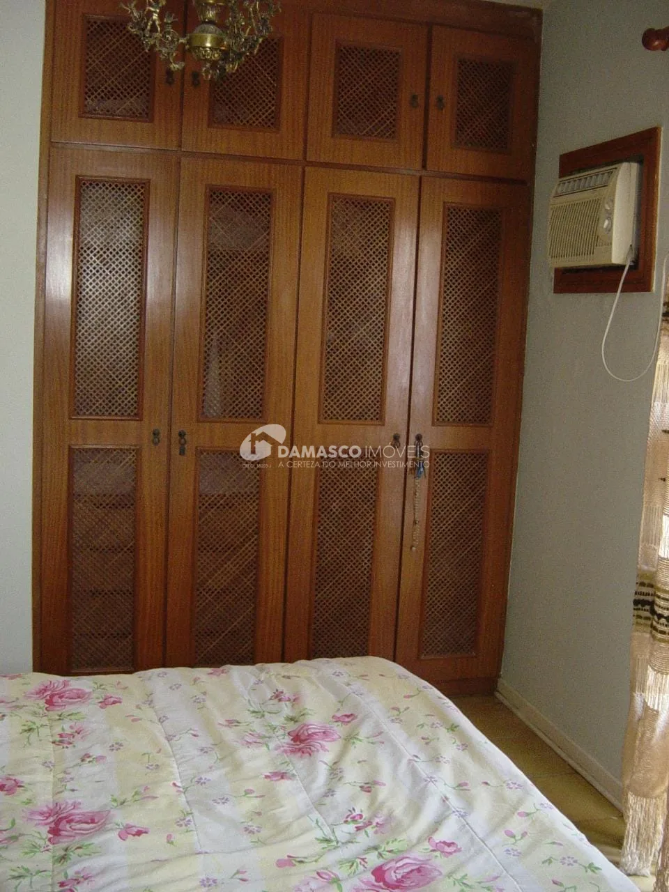 Apartamento à venda 3 Quartos, 1 Suite, 1 Vaga, 165M², Enseada, Guarujá - SP 