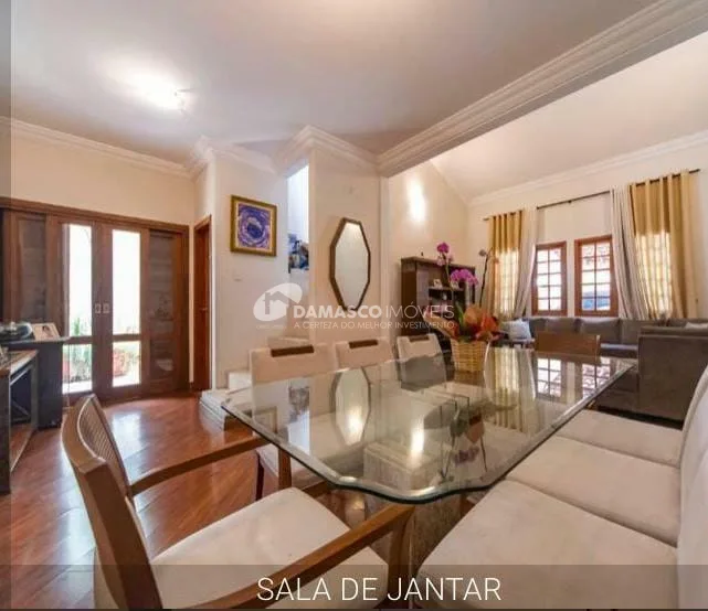 Casa à venda 3 Quartos, 1 Suite, 3 Vagas, 220M², Barcelona, São Caetano do Sul - SP