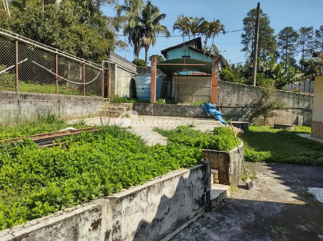 Casa à venda 2 Quartos, 1 Suite, 2 Vagas, 213M², Jardim Clube de Campo, Santo André - SP