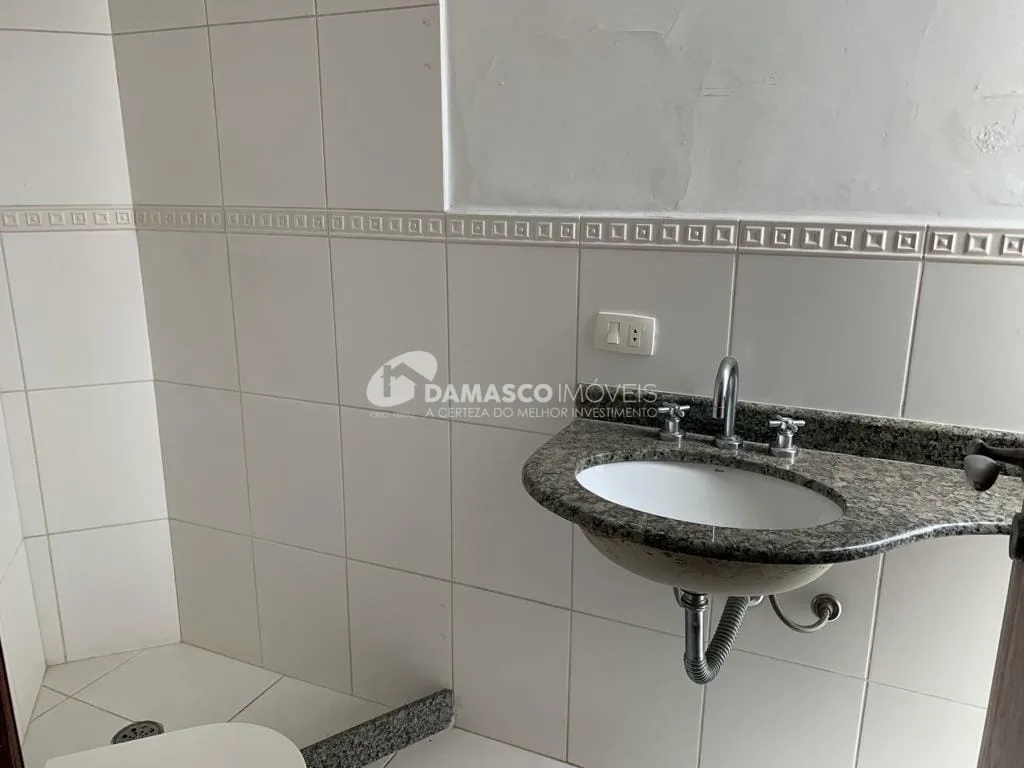 Sobrado à venda 3 Quartos, 1 Suite, 5 Vagas, Jardim São Caetano, São Caetano do Sul - SP