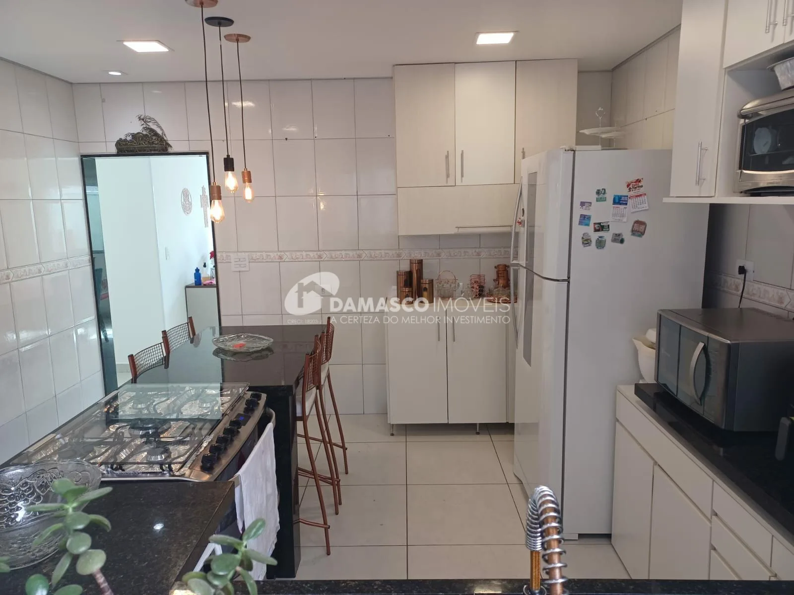 Sobrado à venda 2 Quartos, 1 Vaga, 250M², Cerâmica, São Caetano do Sul - SP