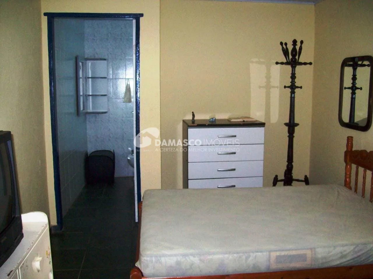 Chácara à venda 6 Quartos, 1 Suite, Bairro Pedras de Ouro, Itatiba - SP