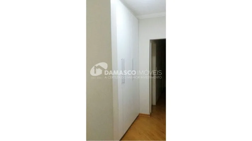 Sobrado à venda 3 Quartos, 1 Suite, 5 Vagas, 226M², Santa Maria, Santo André - SP