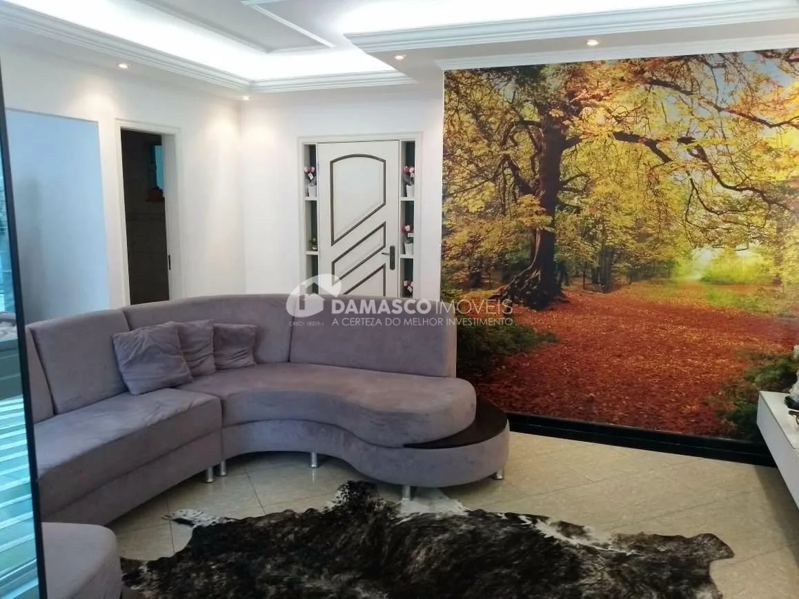 Sobrado à venda 3 Quartos, 1 Suite, 5 Vagas, 240M², Jardim, Santo André - SP