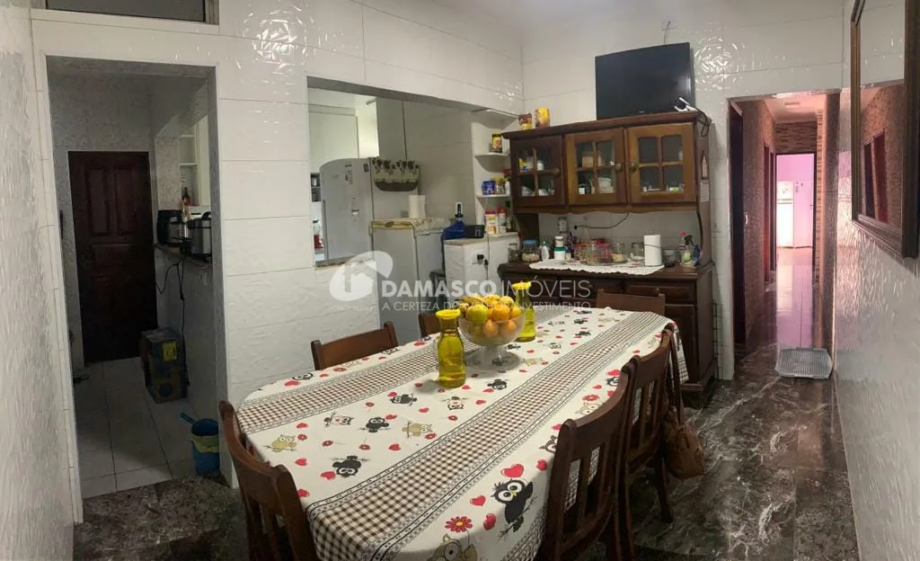 Casa à venda 5 Quartos, 1 Suite, 2 Vagas, 200M², Vila Palmares, Santo André - SP