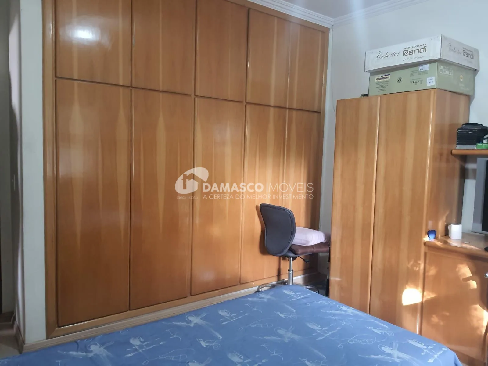 Sobrado à venda 3 Quartos, 1 Suite, 12 Vagas, 300M², Cerâmica, São Caetano do Sul - SP