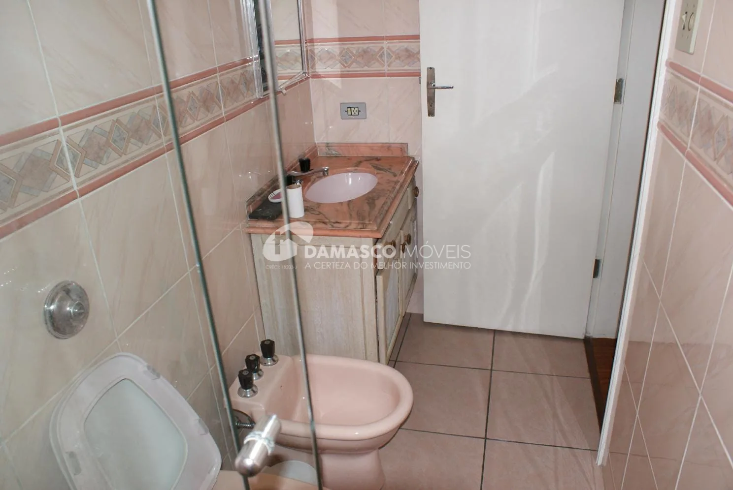 Casa à venda 3 Quartos, 1 Suite, 5 Vagas, 380M², Paulicéia, São Bernardo do Campo - SP