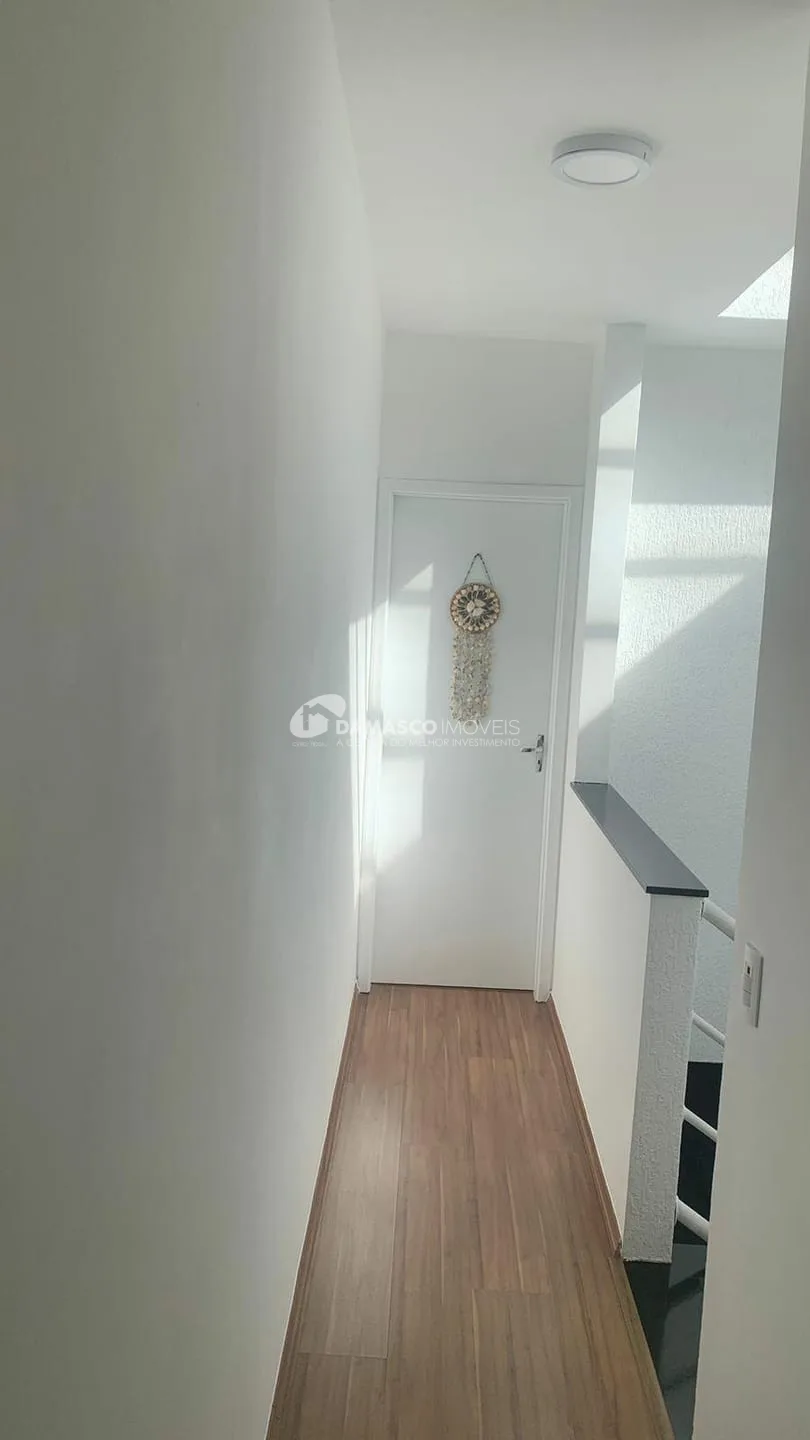Sobrado à venda 3 Quartos, 1 Suite, 2 Vagas, 300M², Vila Alpina, São Paulo - SP