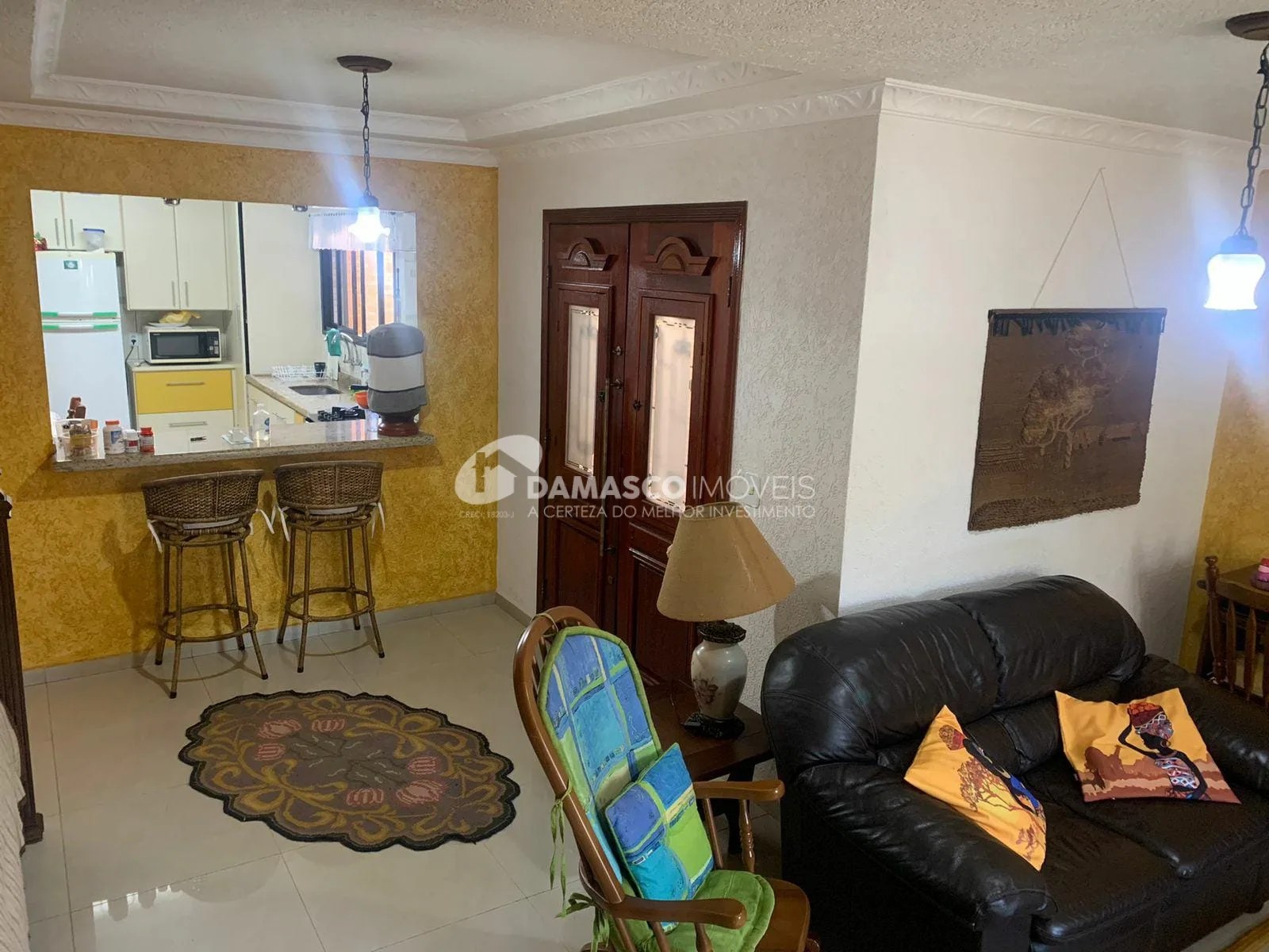Sobrado à venda 3 Quartos, 1 Suite, 6 Vagas, 252M², Cerâmica, São Caetano do Sul - SP