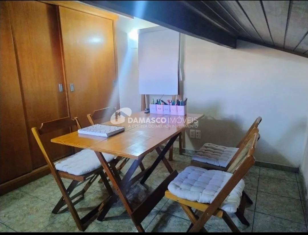 Sobrado completo à venda na Zona Sul de São Paulo, com localização privilegiada e estrutura impecável!