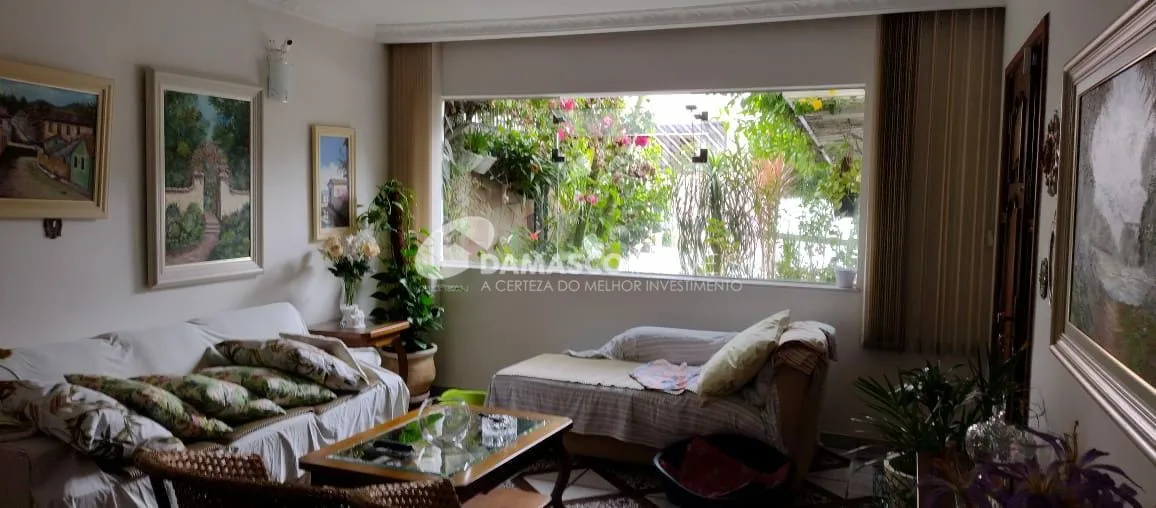 Sobrado à venda 3 Quartos, 1 Suite, 3 Vagas, 155M², Santa Paula, São Caetano do Sul - SP