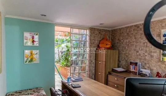 Sobrado à venda 4 Quartos, 4 Suites, 8 Vagas, Jardim, Santo André - SP