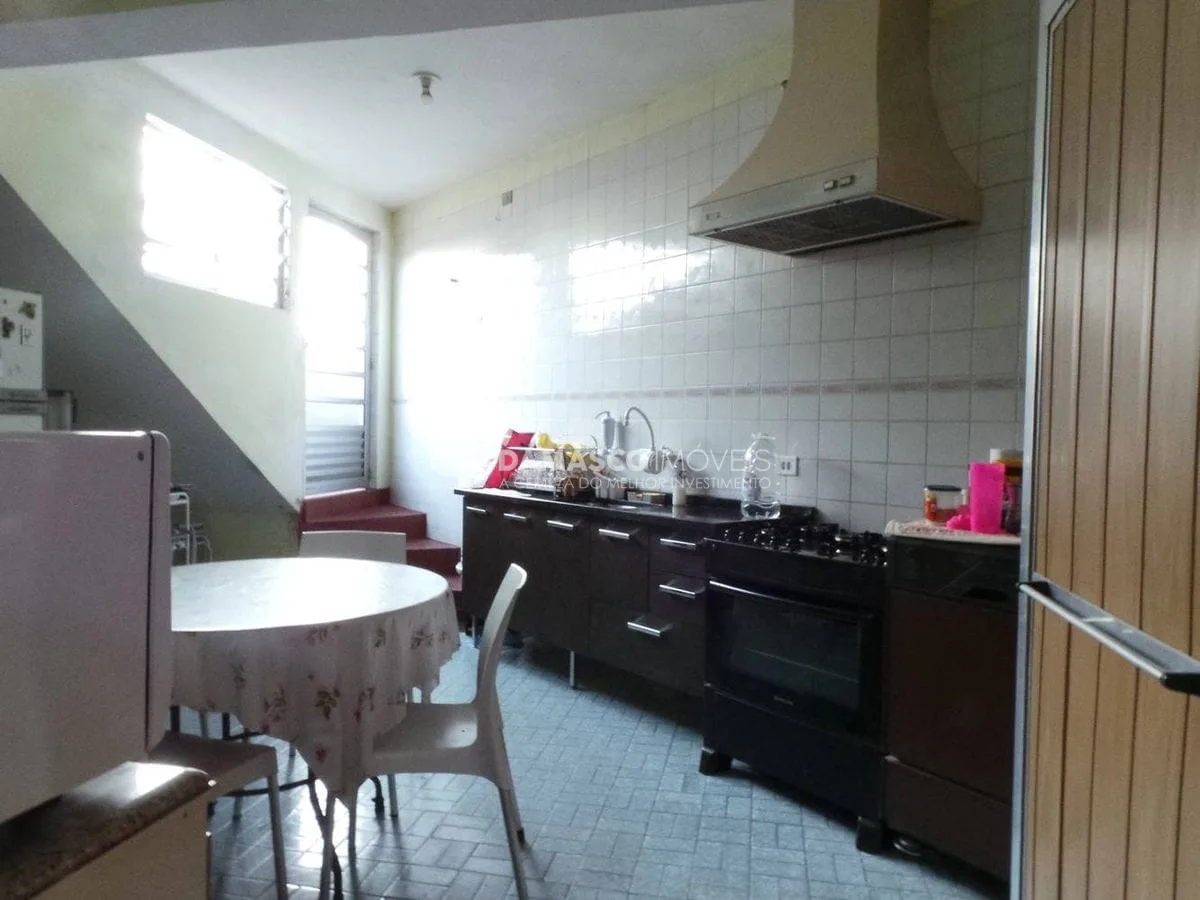Prédio Residencial e Comercial no Bairro Santa Maria em Santo André