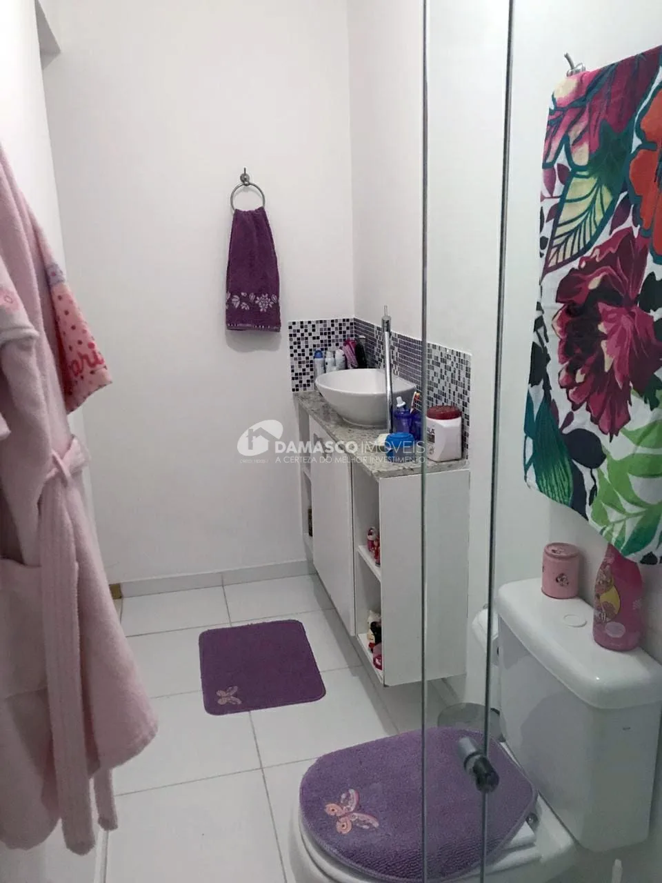 Sobrado à Venda 3 Quartos, 3 Suites, 6 Vagas, Nova Gerty, São Caetano do Sul - SP