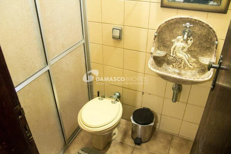 Sobrado à venda 3 Quartos, 1 Suite, 2 Vagas, 231M², Barcelona, São Caetano do Sul - SP