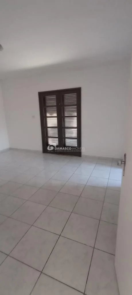 Sobrado à venda, Jardim Teresa, São Paulo, SP