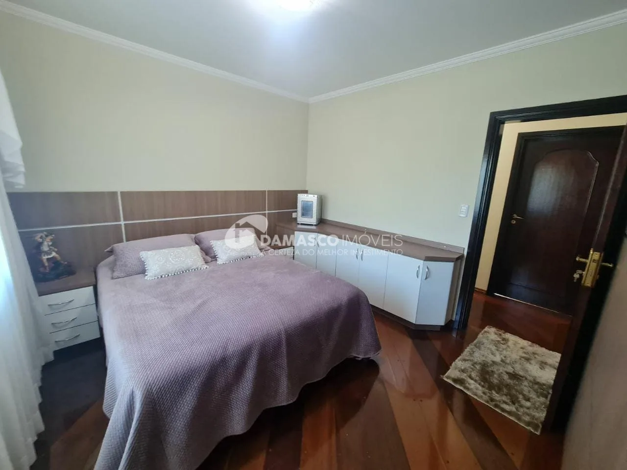 Casa à venda 3 Quartos, 3 Suites, 450M², Avenida Estrutural Leste, Ibiúna - SP