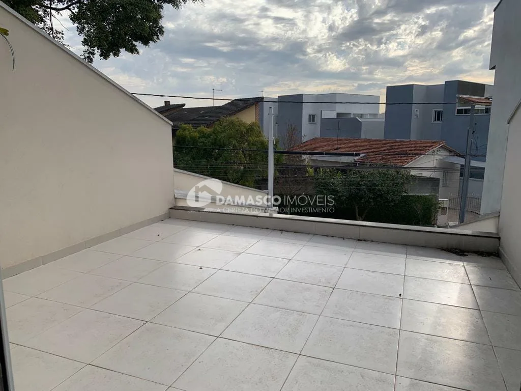 Sobrado à venda 3 Quartos, 3 Suites, 4 Vagas, Campestre, Santo André - SP