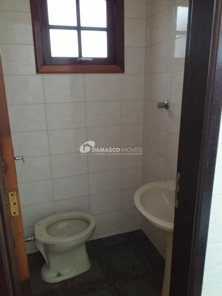 Sobrado à venda 3 Quartos, 1 Suite, 4 Vagas, 250M², Olímpico, São Caetano do Sul - SP