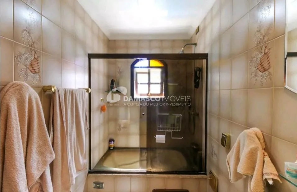 Casa à venda 5 Quartos, 3 Suites, 6 Vagas, 330M², Vila Alpina, São Paulo - SP