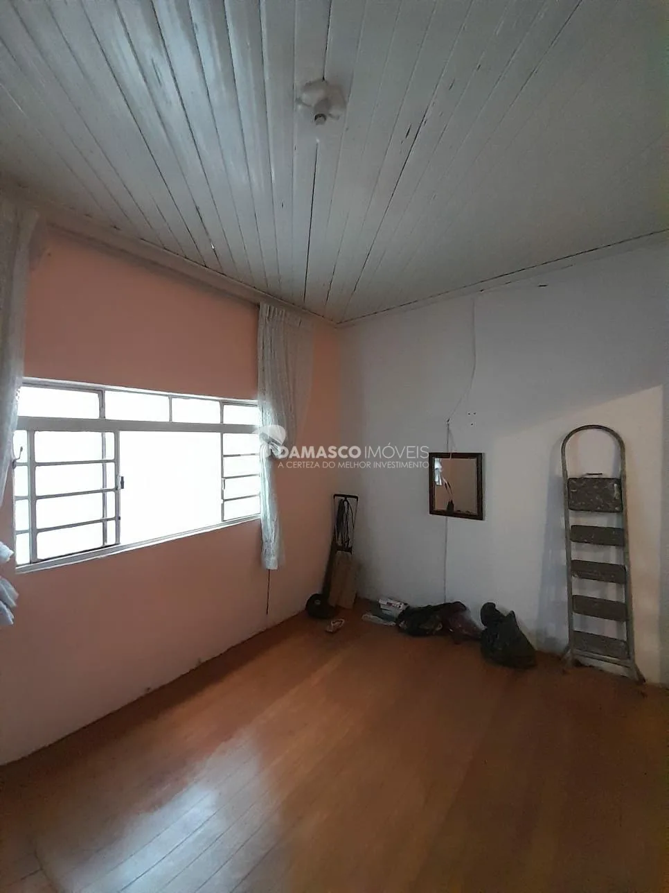 Sobrado à venda 2 Quartos, 2 Vagas, 315M², Cerâmica, São Caetano do Sul - SP