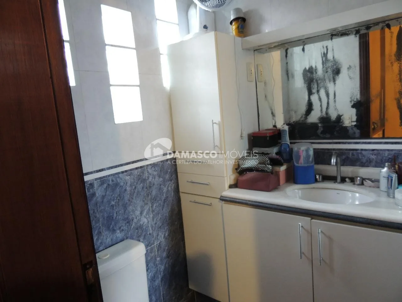 Sobrado à venda 4 Quartos, 1 Suite, 2 Vagas, 250M², Utinga, Santo André - SP