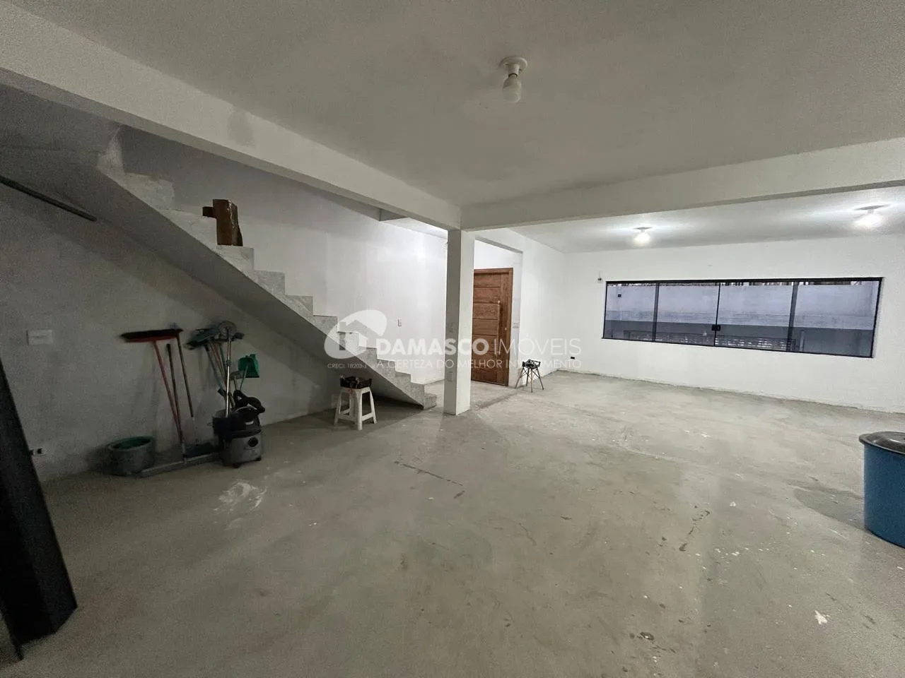 Sobrado à venda no Santa Paula | 176 m² | 2 dormitórios | 1 suíte | 4 vagas