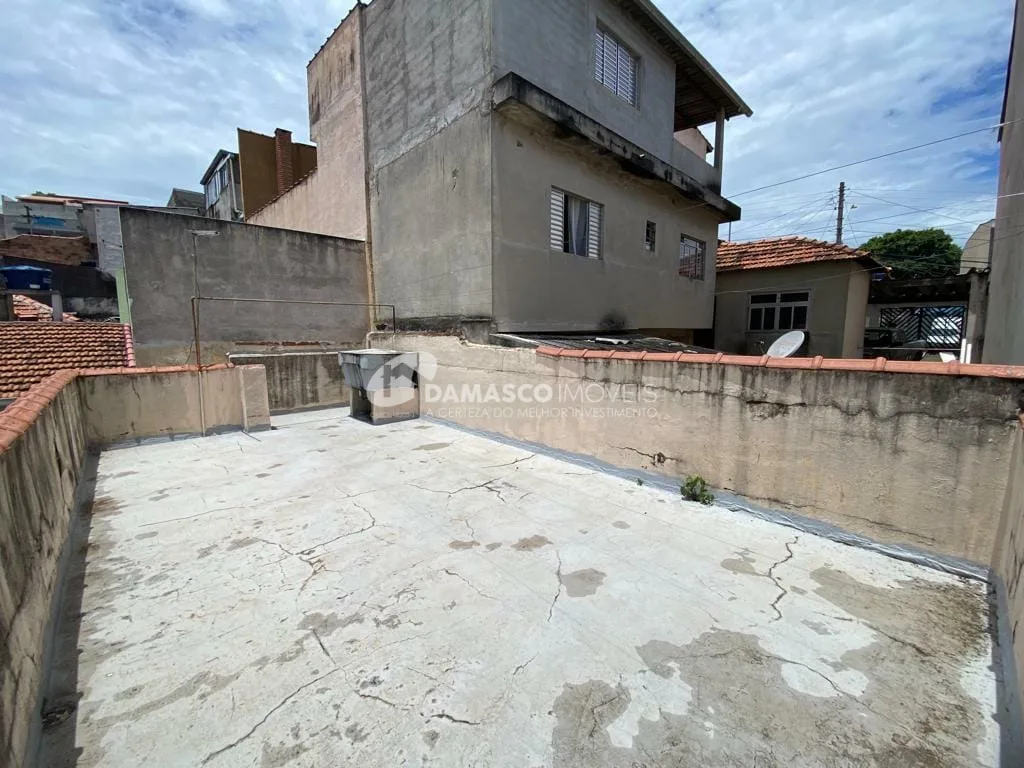 Casa à venda 2 Quartos, 2 Vagas, Vila Palmares, Santo André - SP