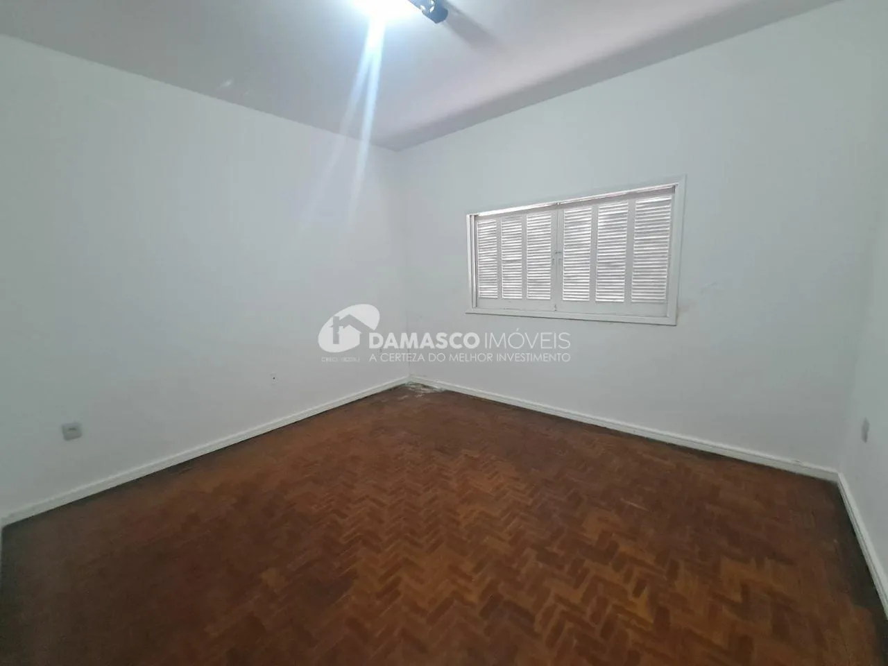 Sobrado para Locação 3 Quartos, 1 Suite, 4 Vagas, 500M², Cerâmica, São Caetano do Sul - SP