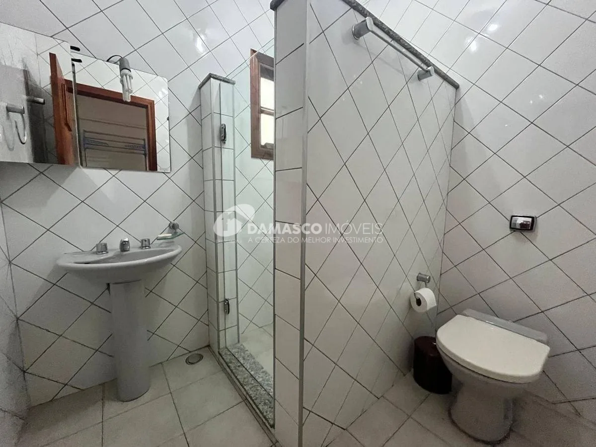 Sobrado para locação, 4 suítes, 5 vagas, Campestre, Santo André, SP