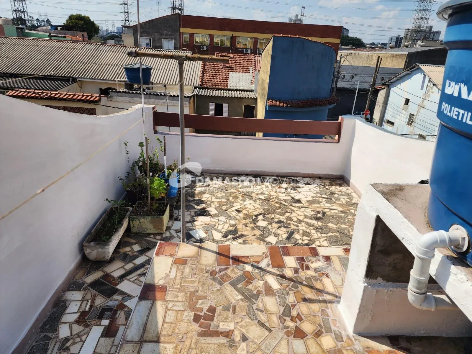 SOBRADO BAIRRO FUNDAÇÃO