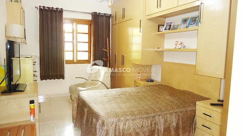Casa à venda 5 Quartos, 6 Vagas, 237M², Vila Aquilino, Santo André - SP