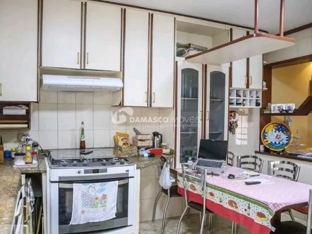 Sobrado à venda 3 Quartos, 3 Suites, 4 Vagas, 245M², Cerâmica, São Caetano do Sul - SP