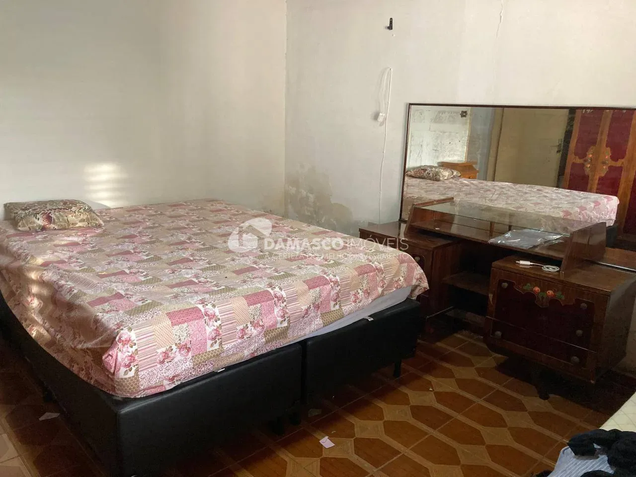 Casa à venda 3 Quartos, 3 Vagas, 207,4 M²   de terreno e 211m² de area construída, a 30 metros do parque linear  no bairro Olímpico, São Caetano do Sul - SP