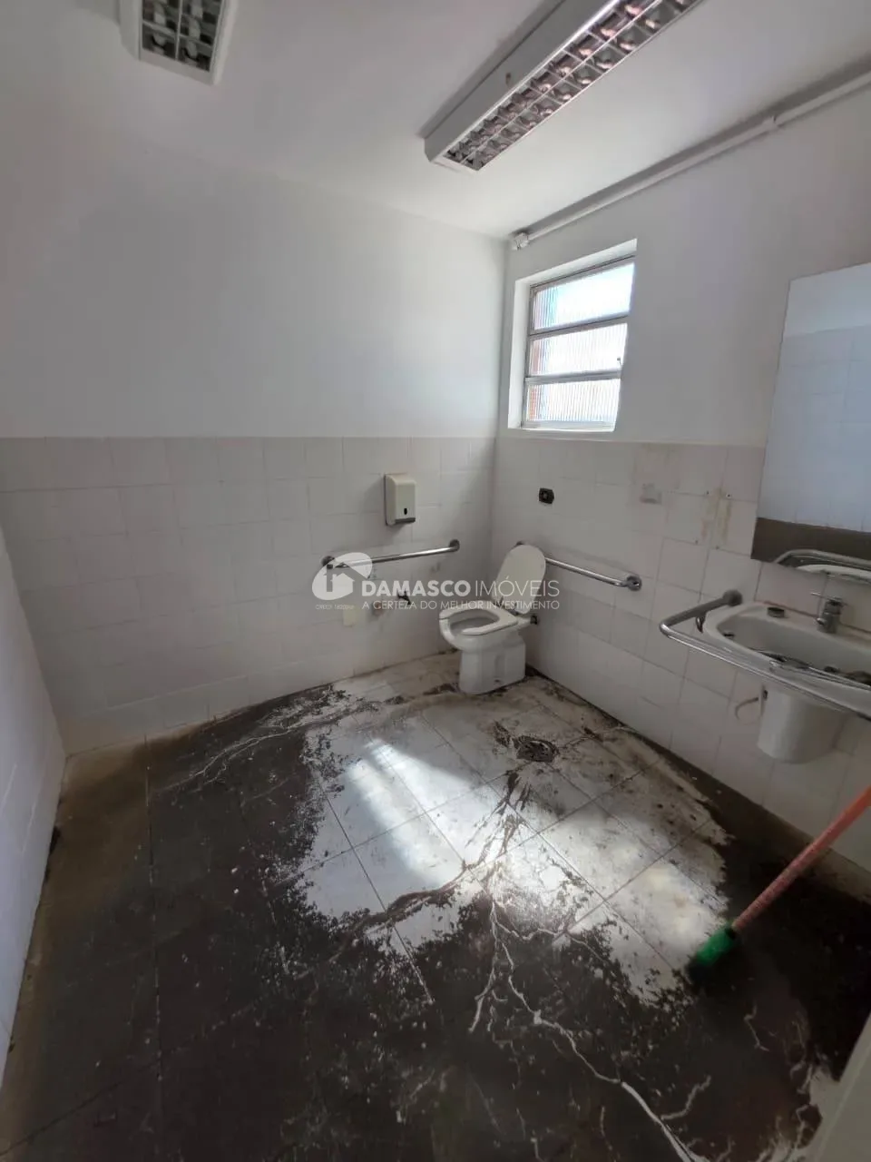 Imóvel Comercial para Locação em Santo André | 1.300 m² | 15 Vagas | Estrutura Completa