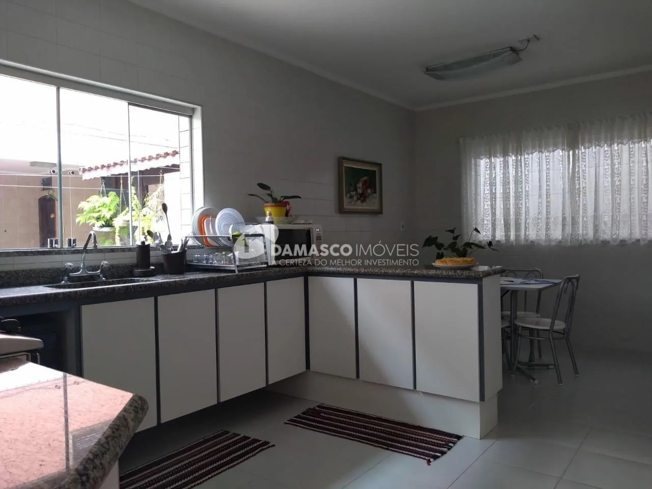 Sobrado à venda 3 Quartos, 1 Suite, 4 Vagas, 320M², Santa Paula, São Caetano do Sul - SP