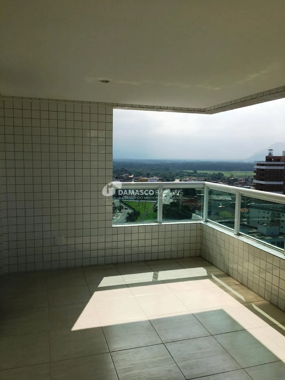 Apartamento à venda 2 Quartos, 2 Suites, 1 Vaga, 80M², Caiçara, Praia Grande - SP 