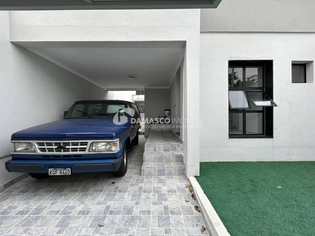 Casa Térrea Reformada à Venda na Nova Gerty, São Caetano do Sul | 2 Dormitórios | 2 Vagas