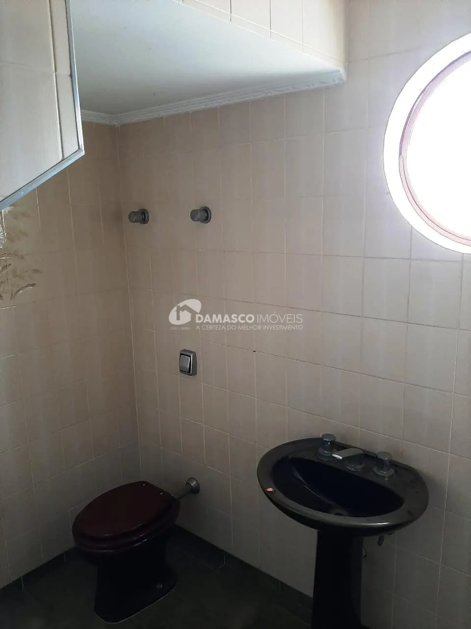 Sobrado à venda 4 Quartos, 2 Suites, 6 Vagas, 462M², Santa Teresinha, Santo André - SP