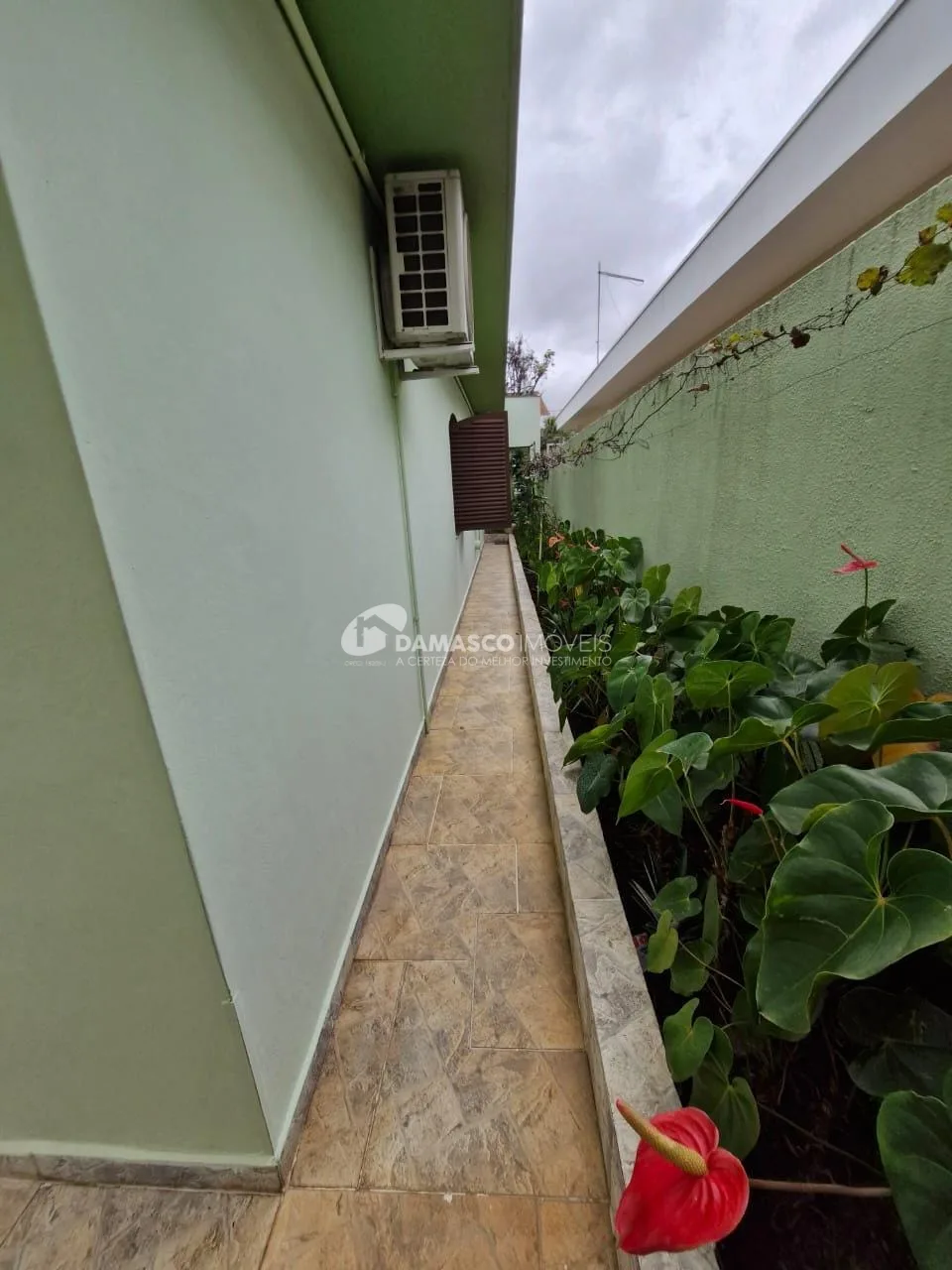Casa à venda com 239m², Jardim São Caetano, São Caetano do Sul, SP