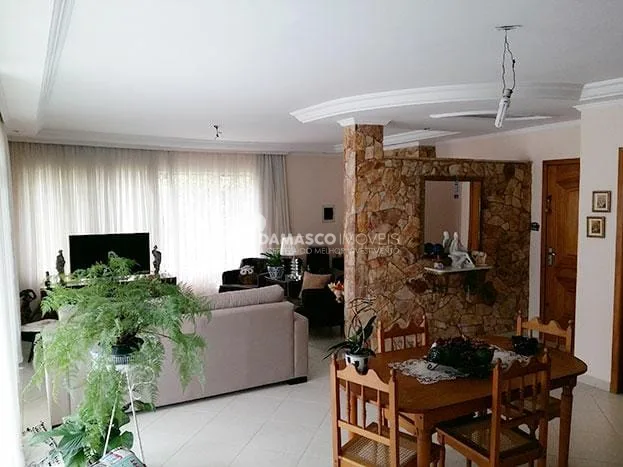 Casa à venda 3 Quartos, 1 Suite, 2 Vagas, 201M², Jardim São Caetano, São Caetano do Sul - SP