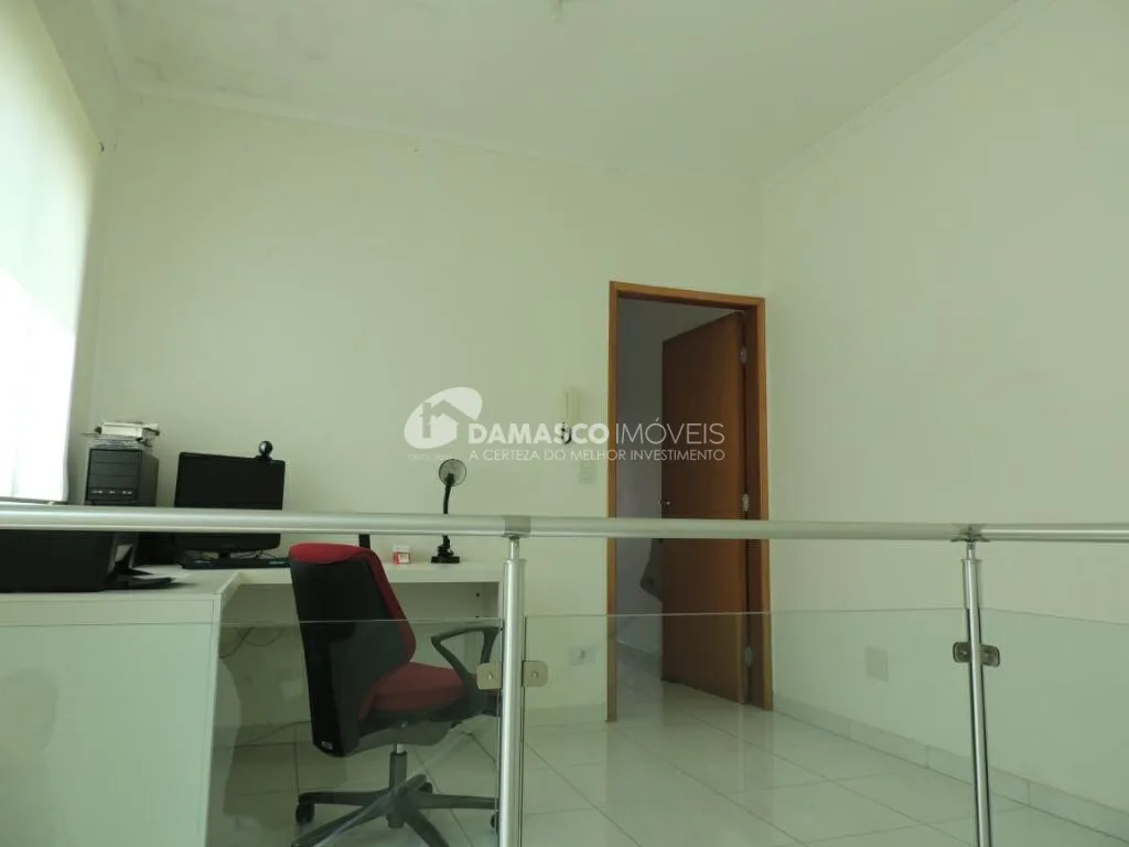 Sobrado à venda 3 Quartos, 3 Suites, 8 Vagas, 268M², Vila Alpina, São Paulo - SP