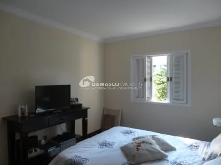 Casa à venda 3 Quartos, 1 Suite, 4 Vagas, 233M², Parque Dom Henrique, Cotia - SP