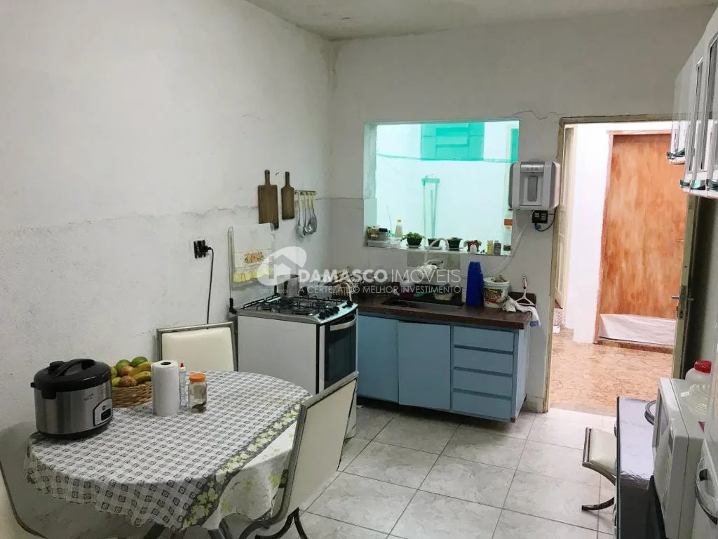 Casa à venda 2 Quartos, 10 Vagas, Santa Maria, Santo André - SP